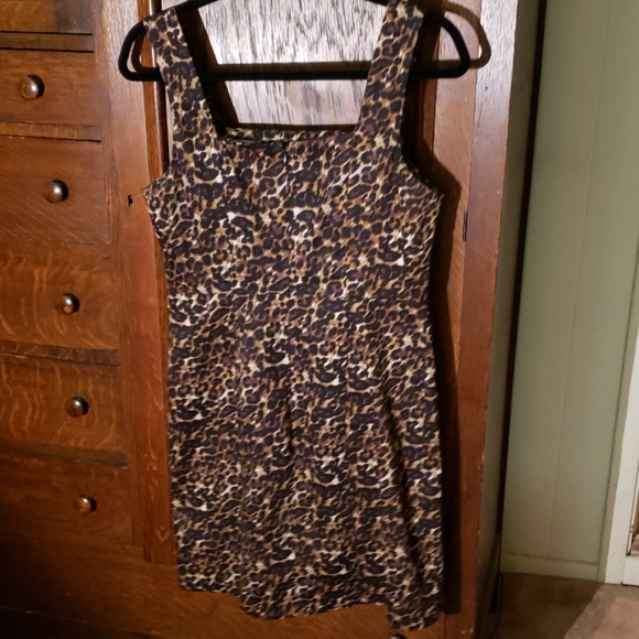 Leopard Sheath Dress - Picture 2 of 5